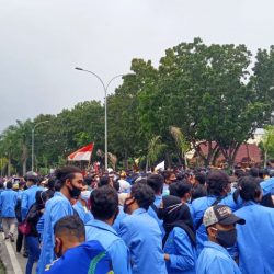 Demonstrasi Masyarakat Riau Tolak UU Cipta Kerja